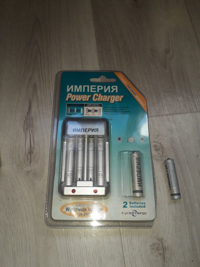 Зарядка для батарейки ( мизинец ) Pawer charger AA.AAA