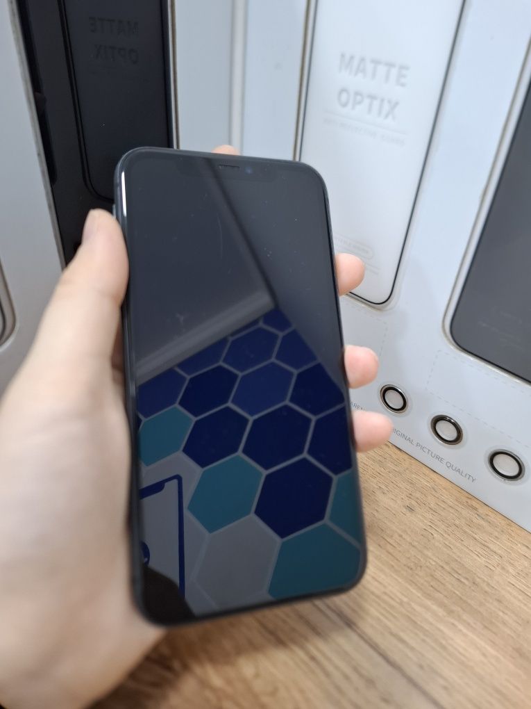 Iphone 11 64 gb 74 %