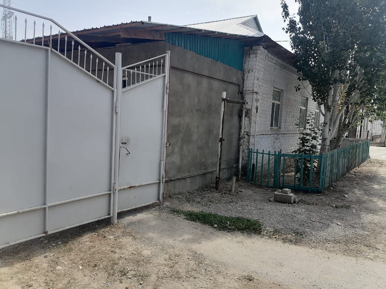 Үй сатылады жер уй