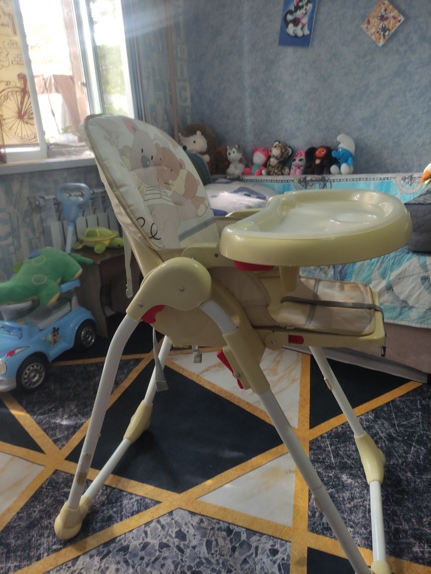 Столик для кормления