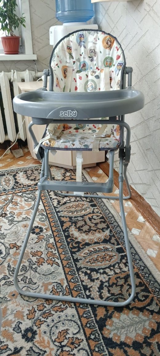 Продам стульчик для кормления