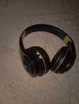 Наушники JBL с подсветкой