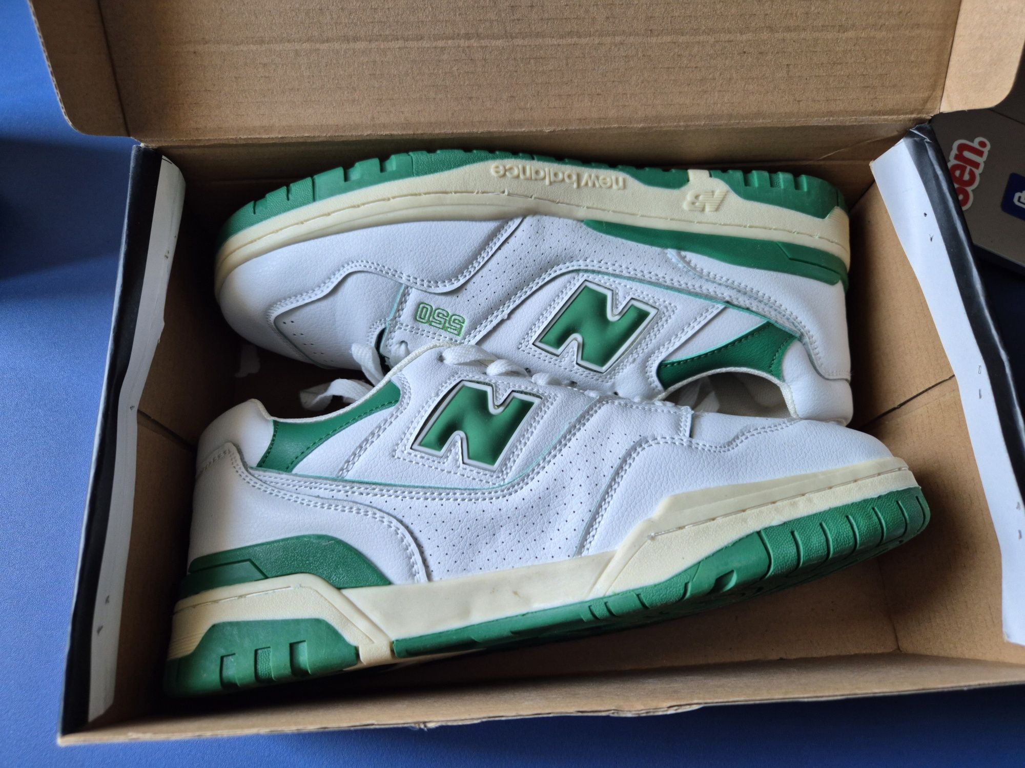 New balance кроссовка NEW