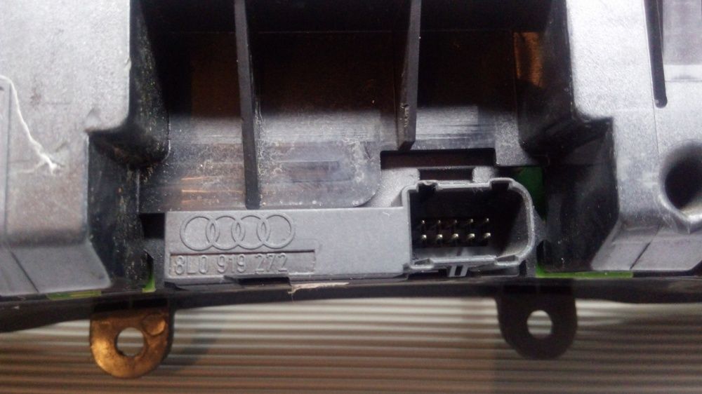 Продам Щиток приборов Audi A4