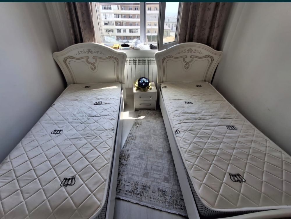 Продам кровати с матрасом