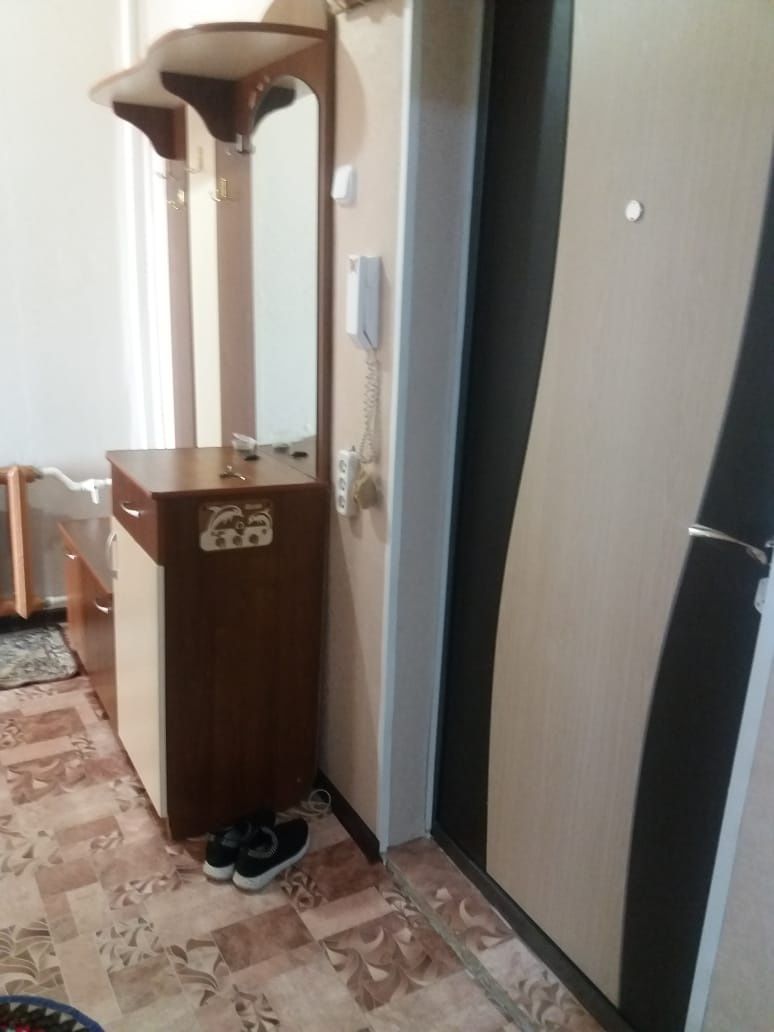 Продам улучшенную двухкомнатную квартиру