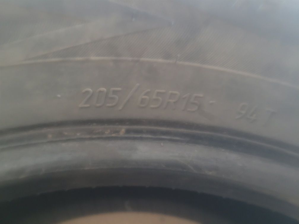 Шины 205/65/15, 2 дөнгелек 195/65/15, 2 дөнгелек
