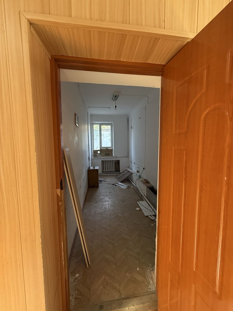Помещение в аренду аксессуары,шоу,салон, косметика,офис и тд