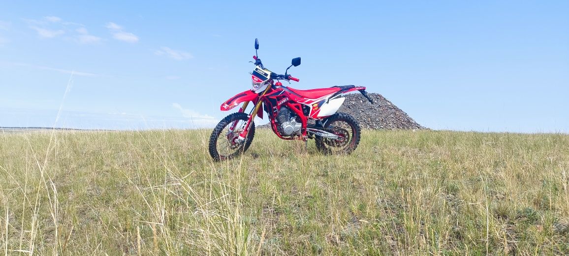 Продам мотоцикл Hammer 300куб