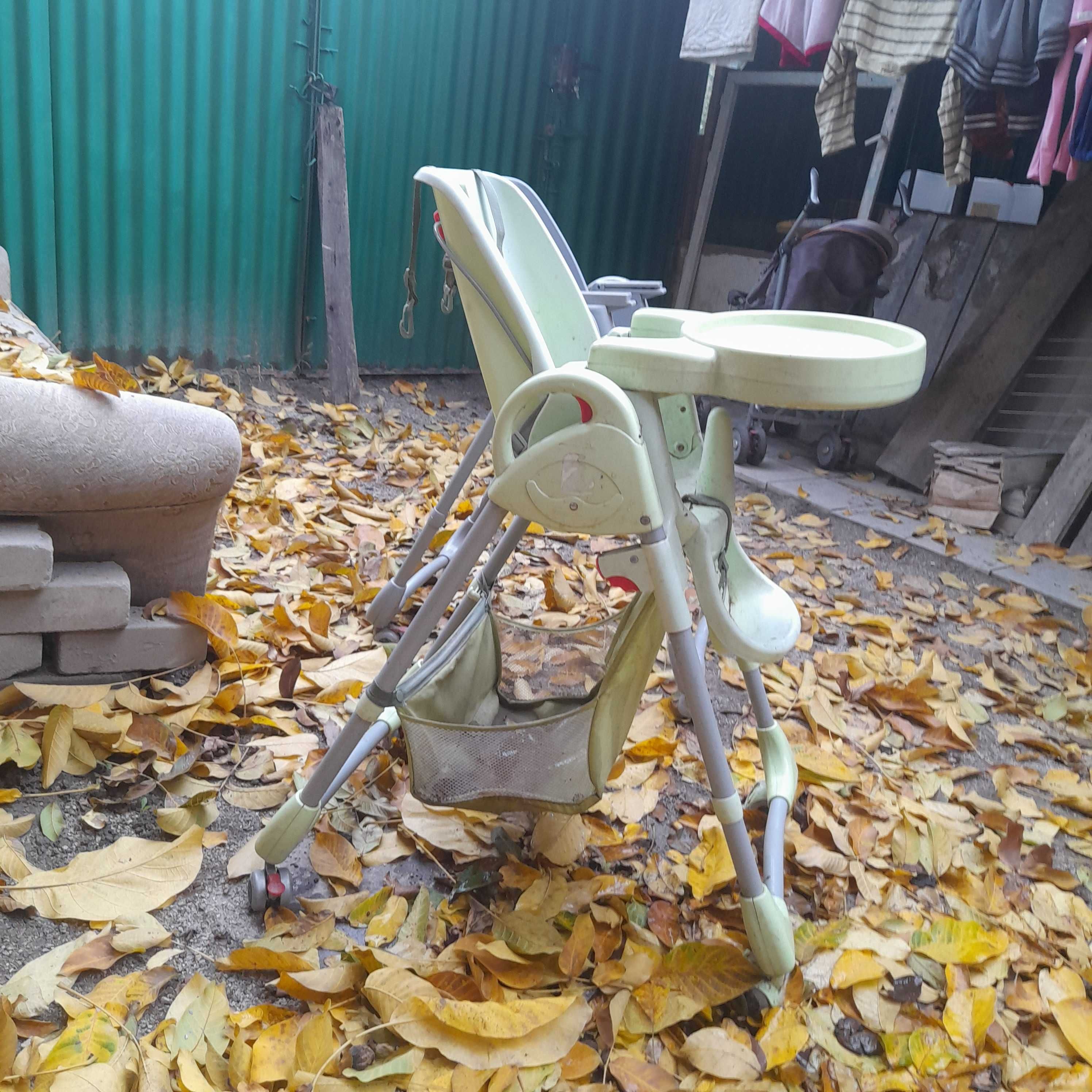 Продам стульчик для кормления
