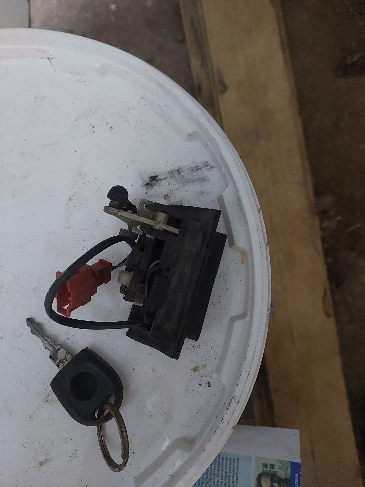 ЗАПЧАСТИ от Гольфа 3. обьём 1.4