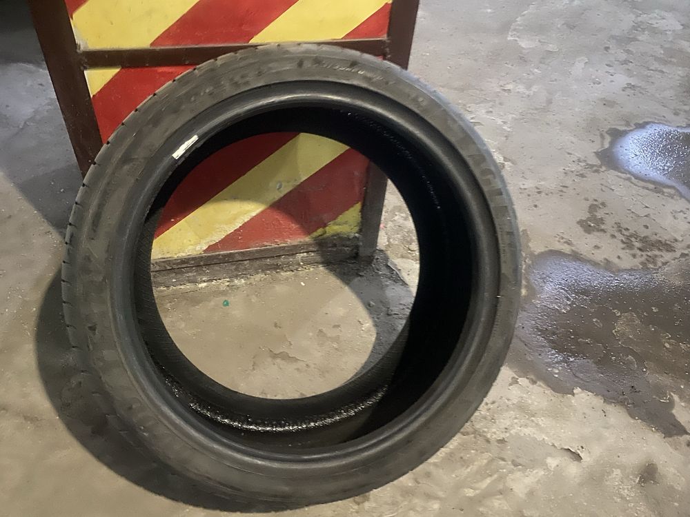 Good Year 275x35R20 4шт с нанесением антипрокола в отличном состоянии