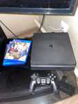Playstation 4 slim