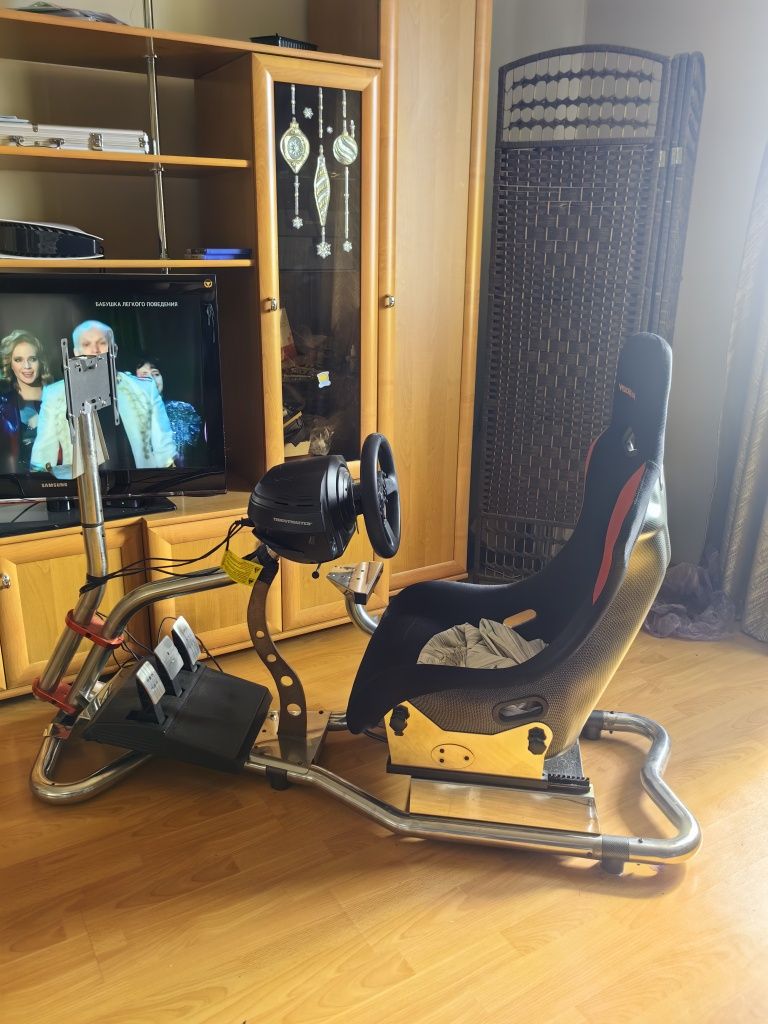 Продаётся автосимулятор VISIONRACER