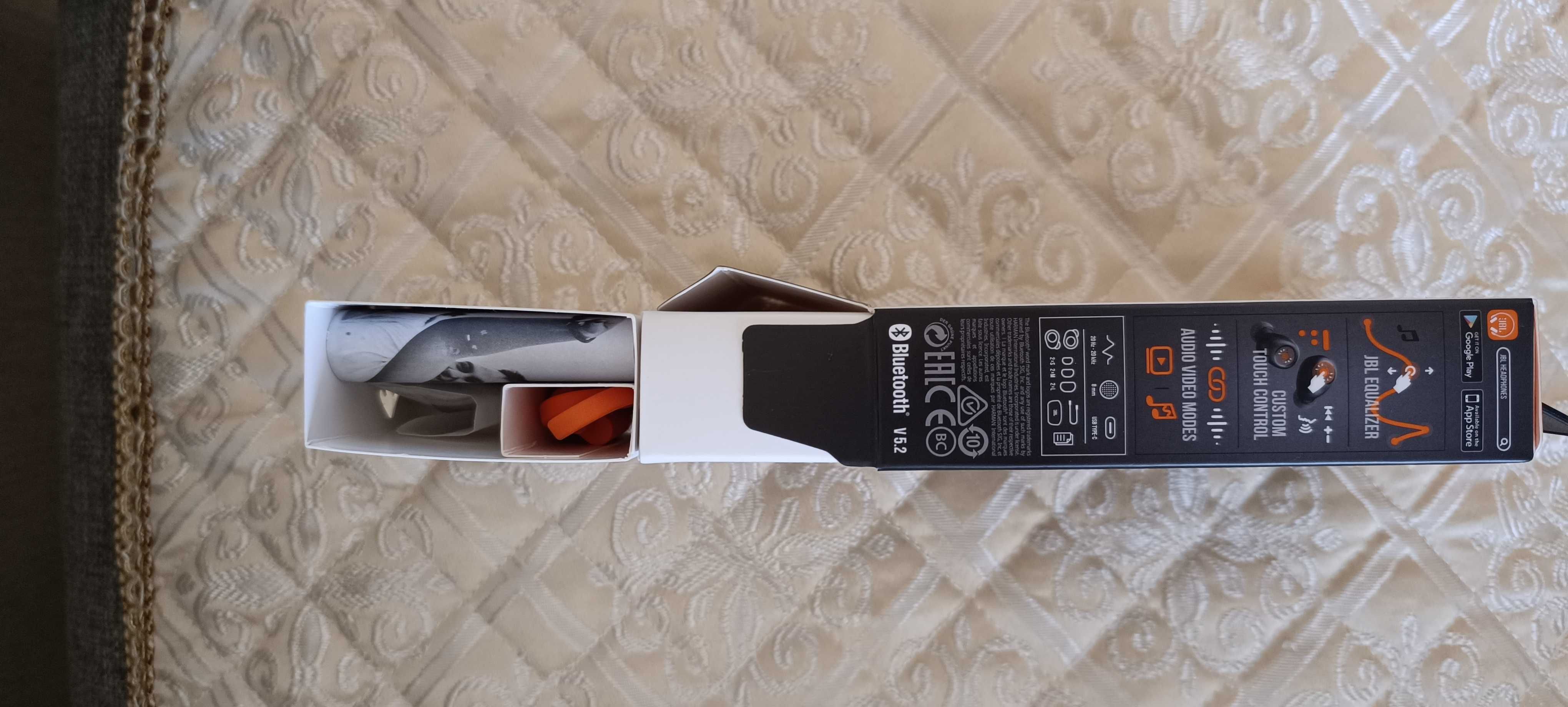 JBL наушники беспроводные