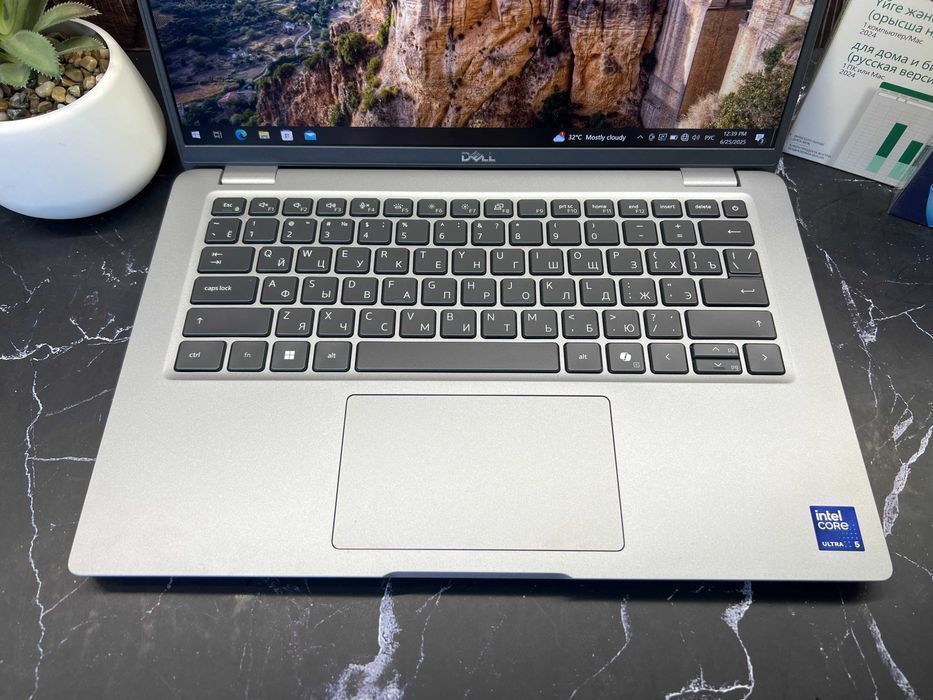 Делл Latitude 5450 - Core Ultra 5‑135U / 16GB / 512GB / 14" IPS / SIM