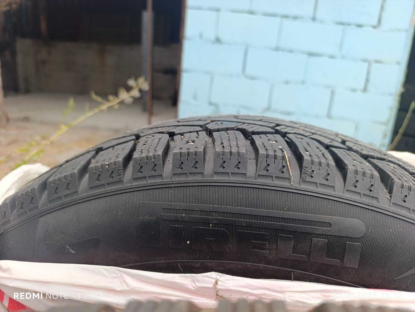 Зимняя резина Pirelli ice zero 235/55 R18