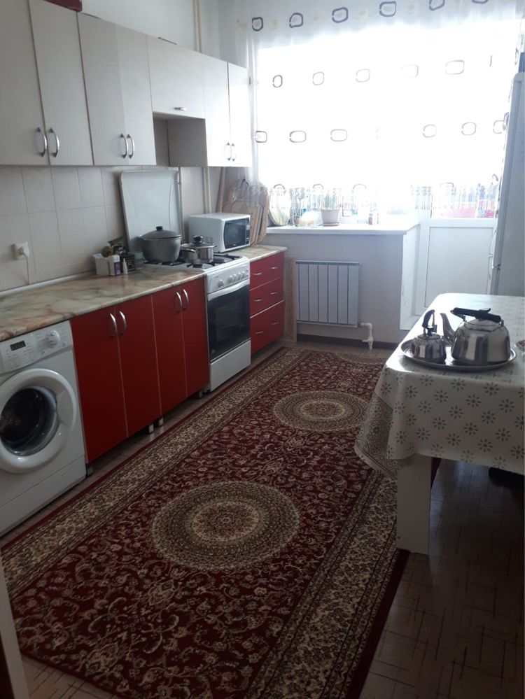 Продам 2х-комнатную квартиру (сити 2мкр)