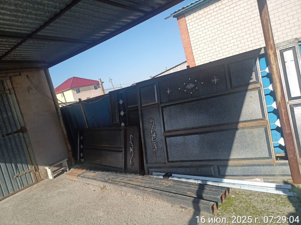 Продам ворота железные