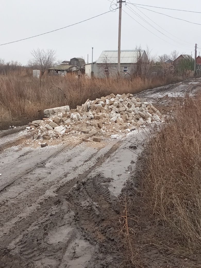 Бут камень.пгс.глина.доставка по городу
