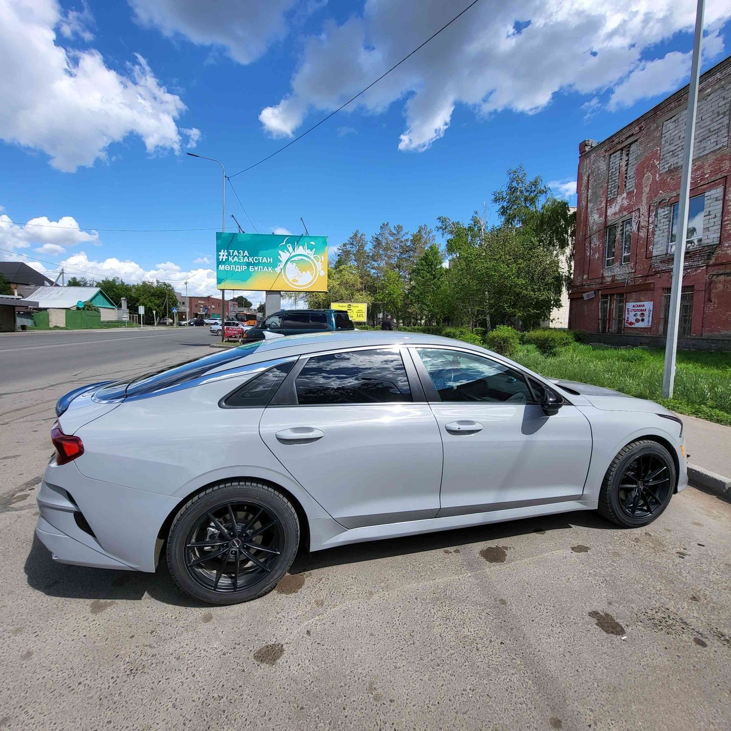 Продам Киа к5 2022 года