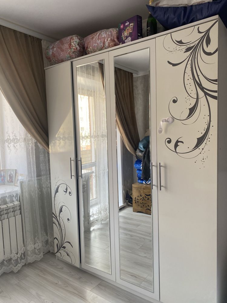 Продам кровать со шкафом,спальный гарнитур