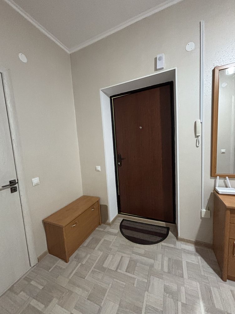 Продаётся 1 ком.  Квартира, 10 микрорайон