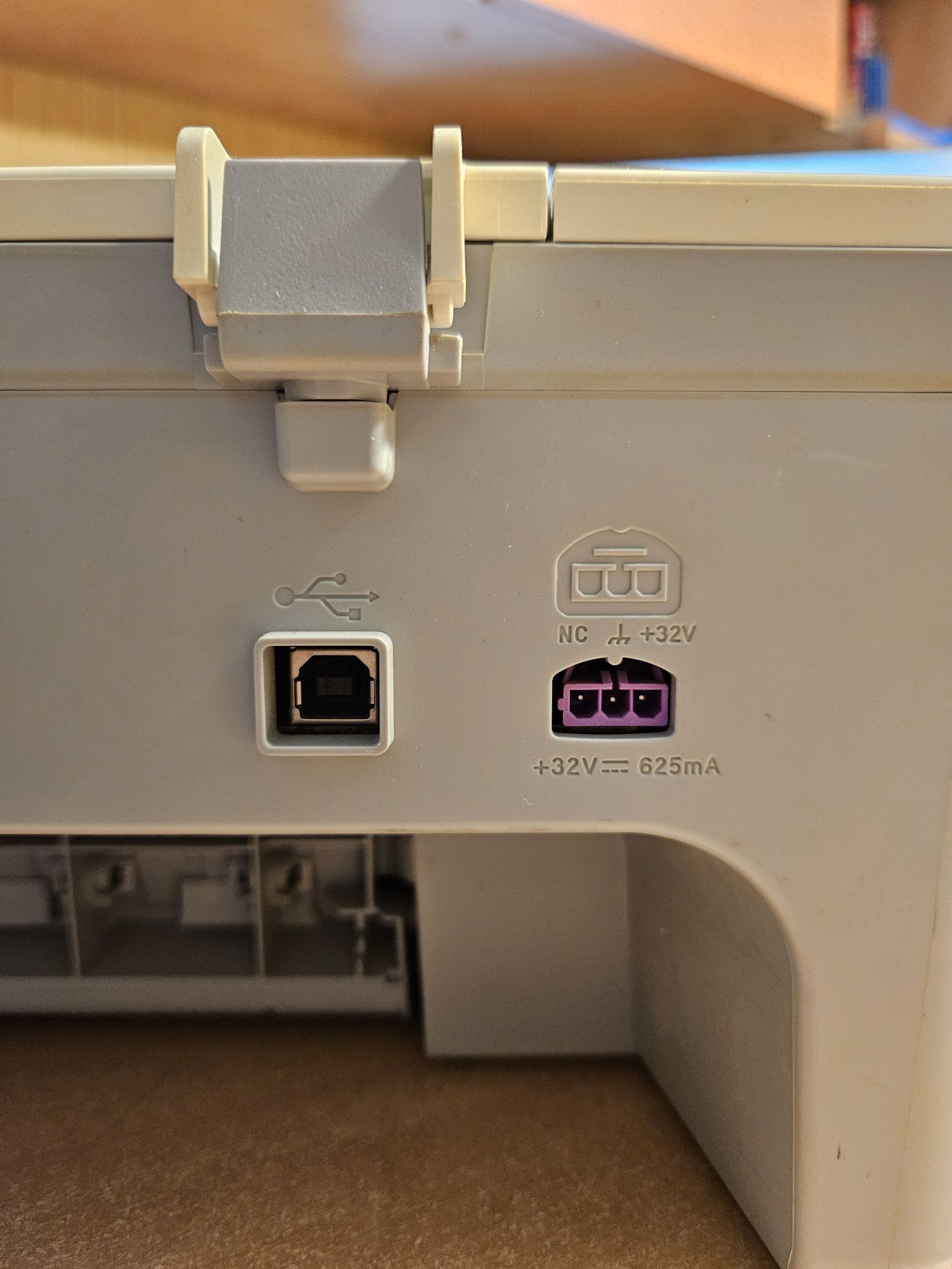 Продам/обменяю принтер 3в1 HP Deskjet F4283