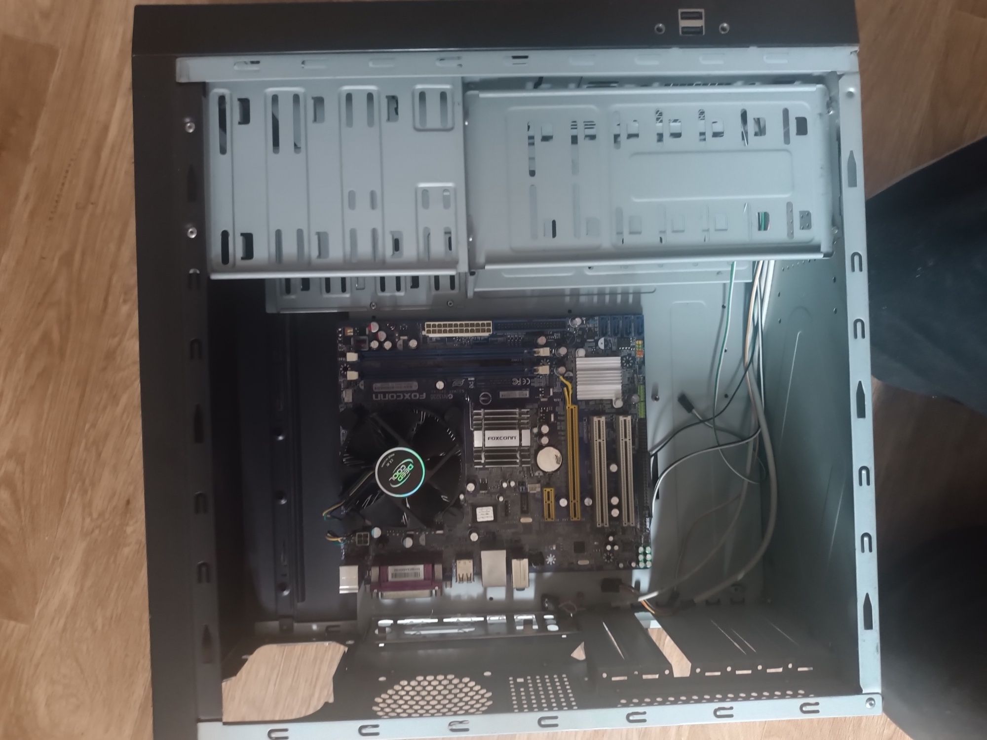 Продаю 2 материнские платы 1-LGA775 2-LGA 1356