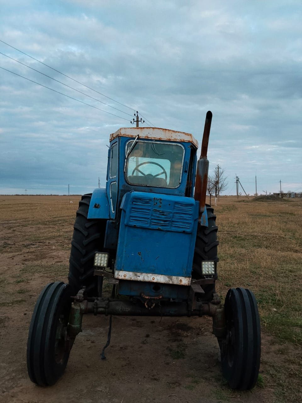 Трактор Т-40 в хорошем состоянии