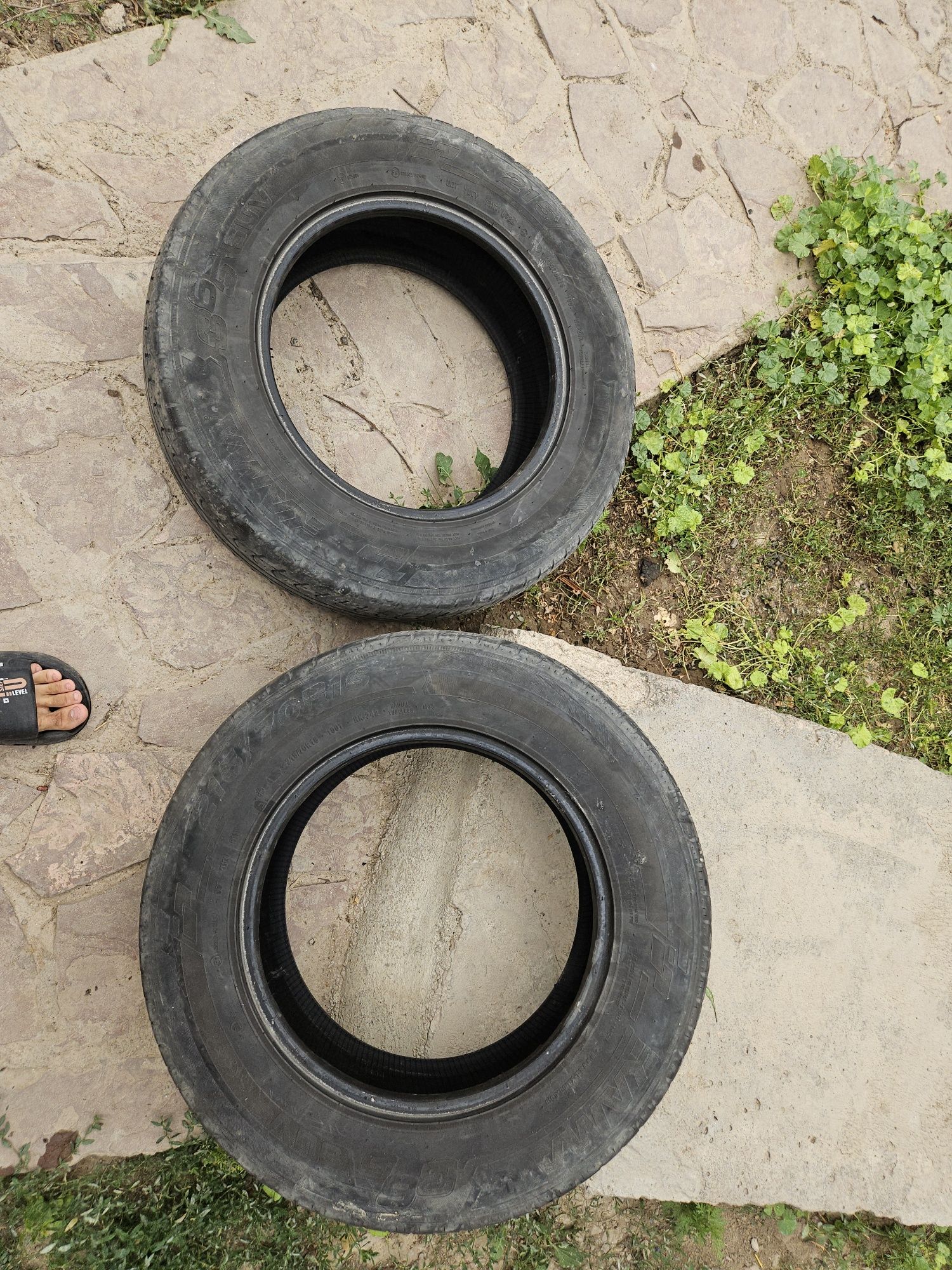 Шины  215/70 R16