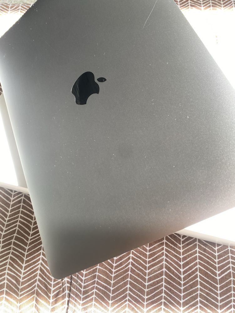 Macbook продажа б/у