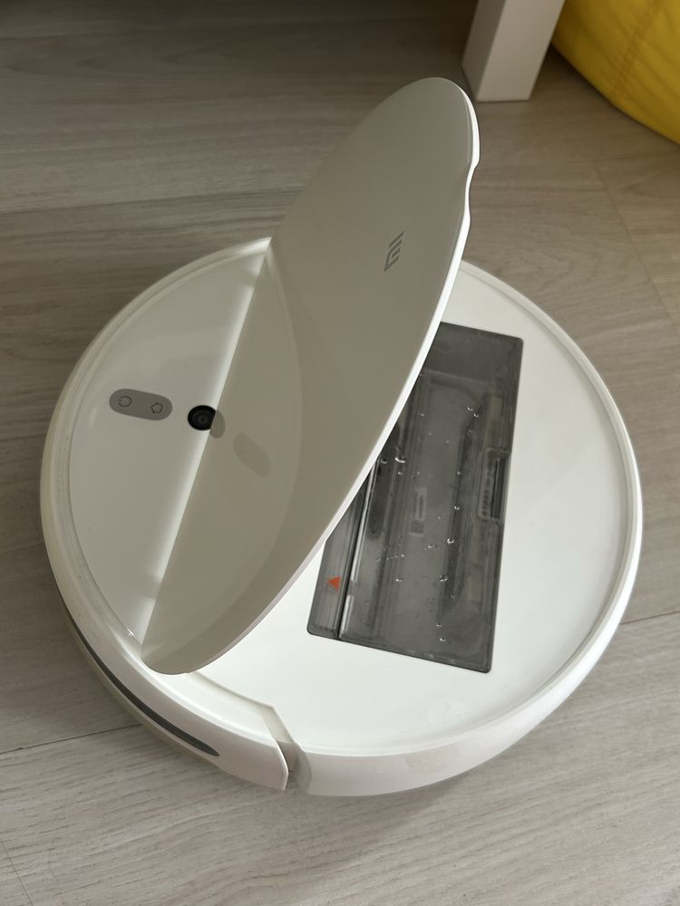Робот пылесос Xiaomi Vacuum Mop