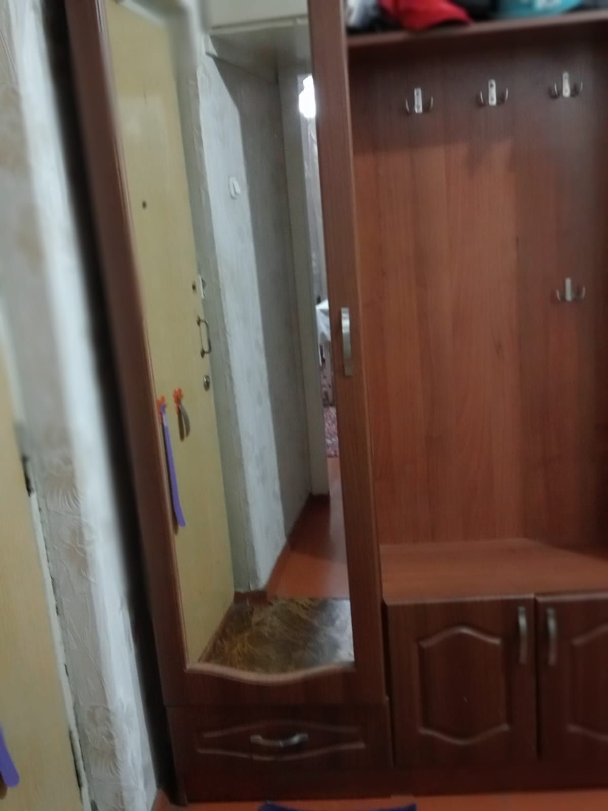 Прихожая в хорошем состоянии
