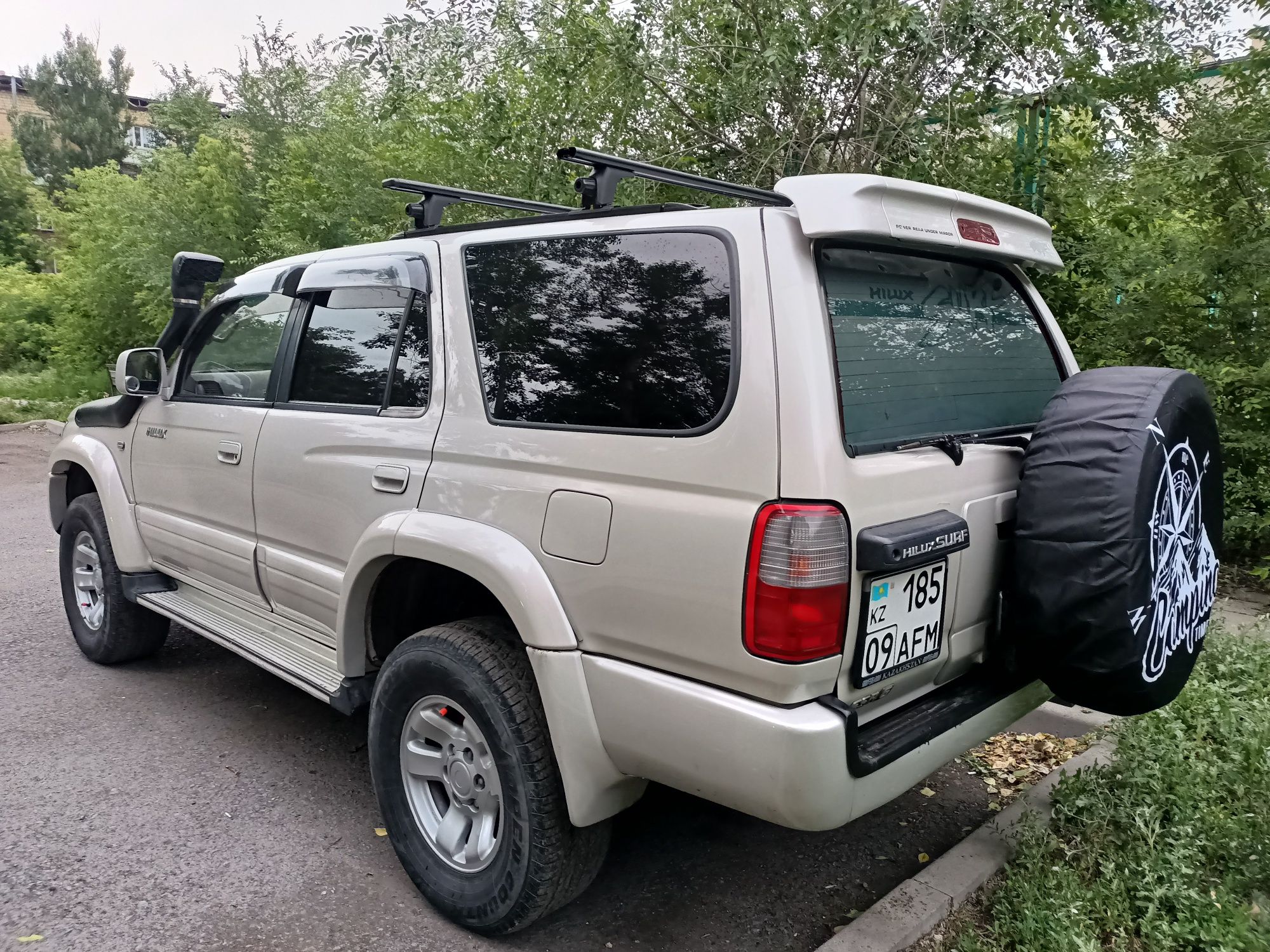 Продам Hilux Surf 185