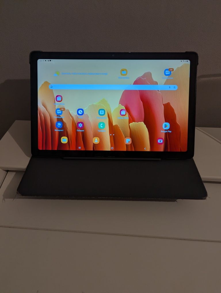 Продаю Galaxy Tab A7