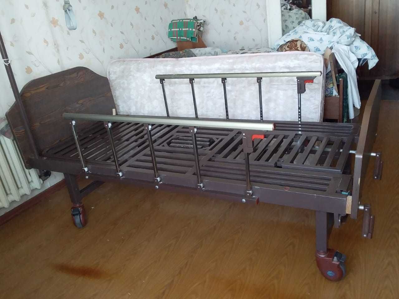 Продам кровать функциональную медицинскую механическую YG-6