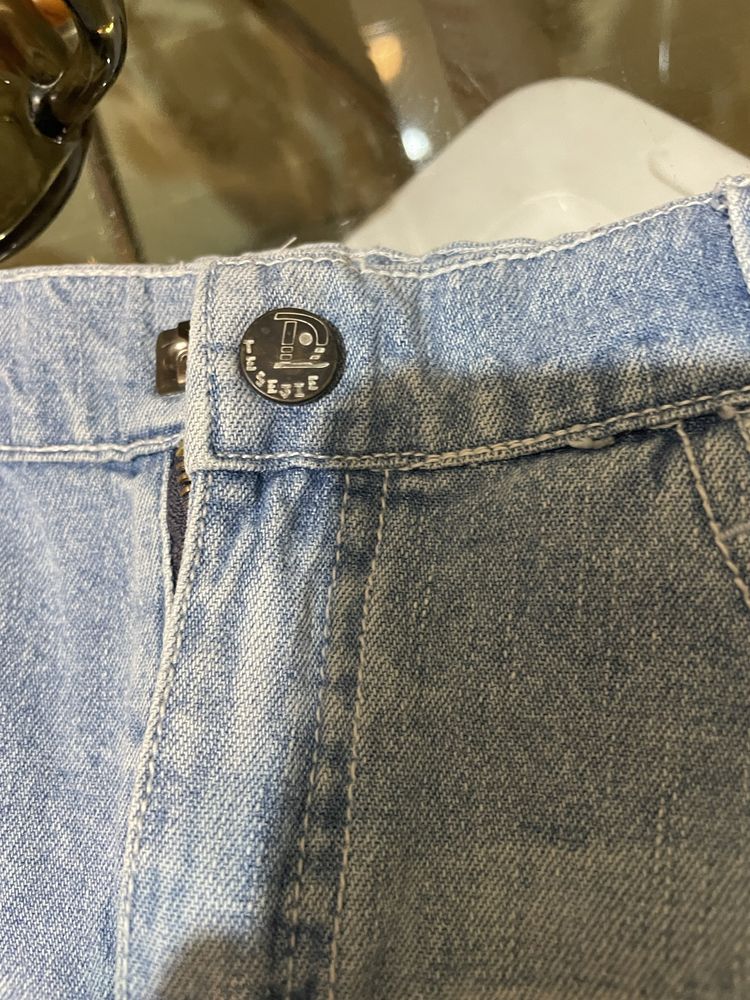 Продам женские качественные, модные джинсы.