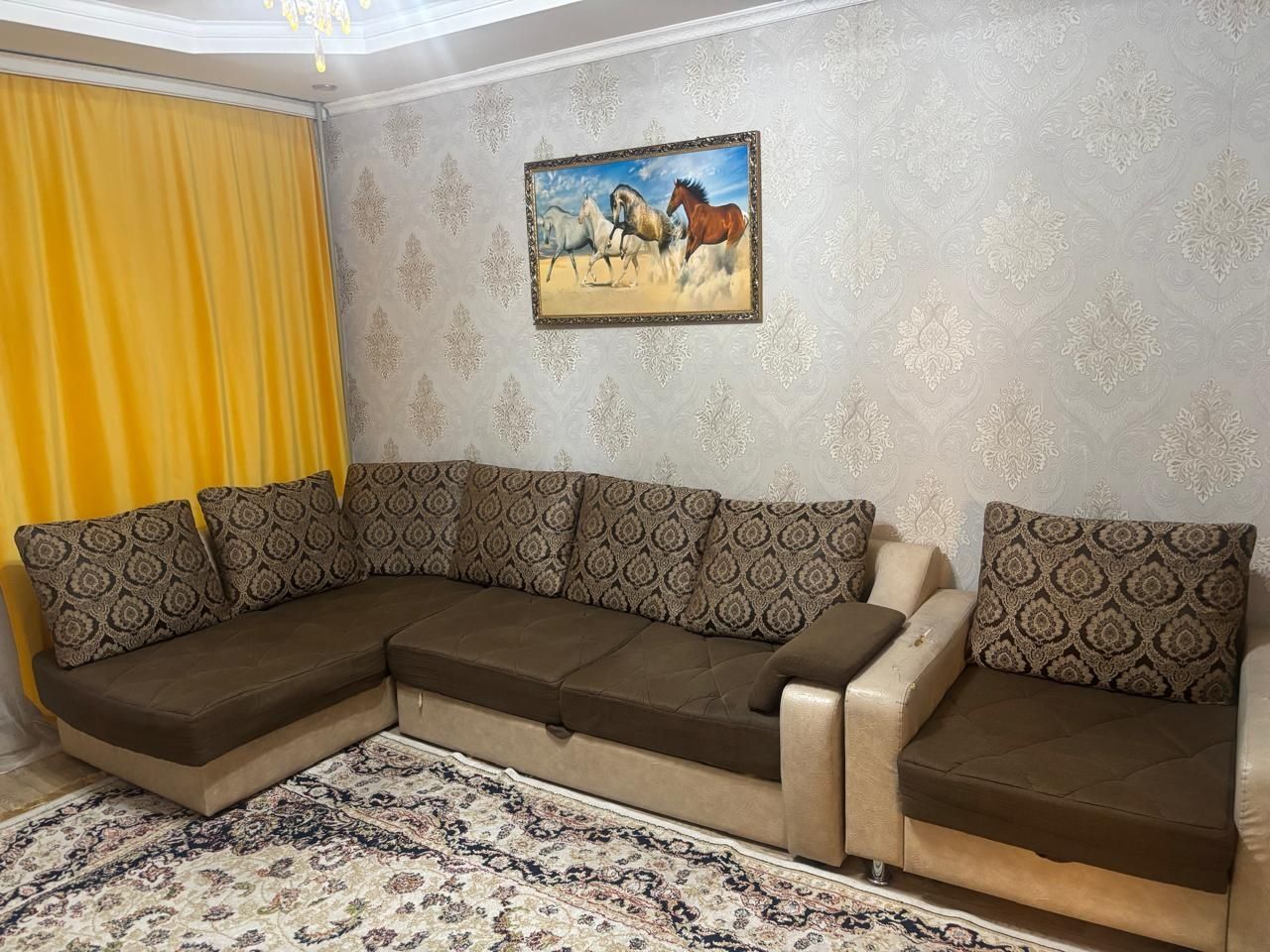 Продам диван с креслом