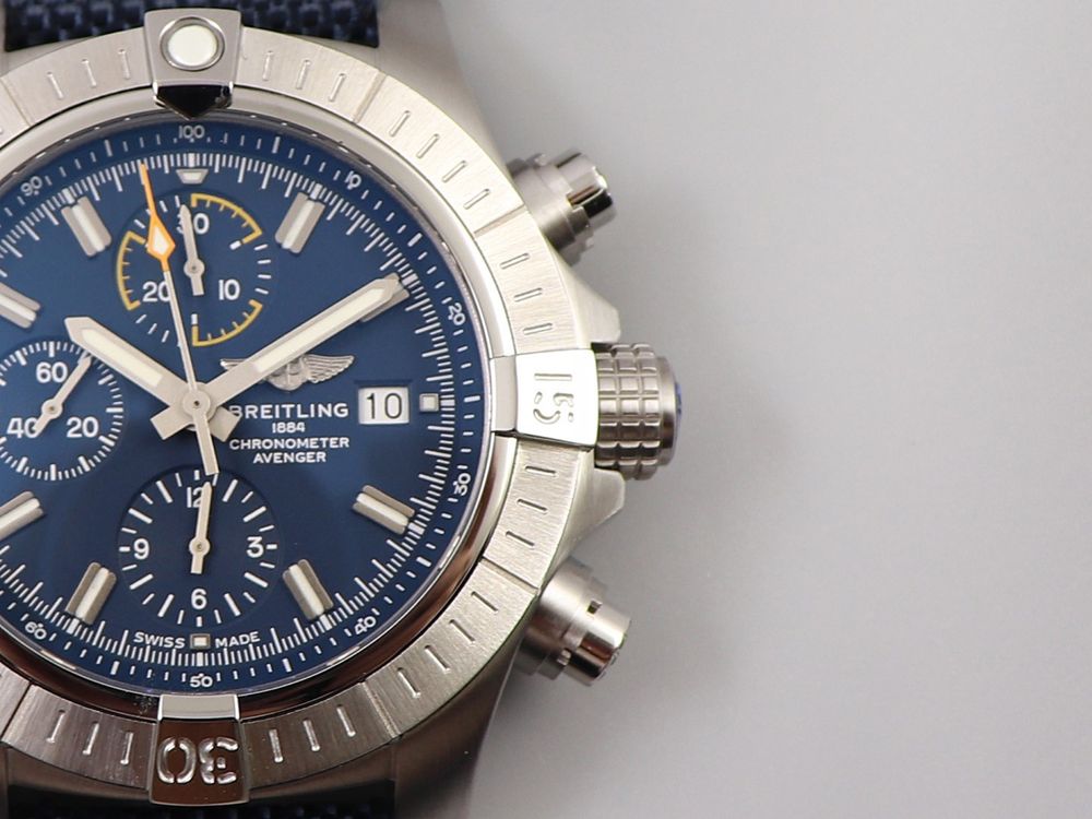 Breitling Avenger Automatic 43 Blue Dial Men's Watch