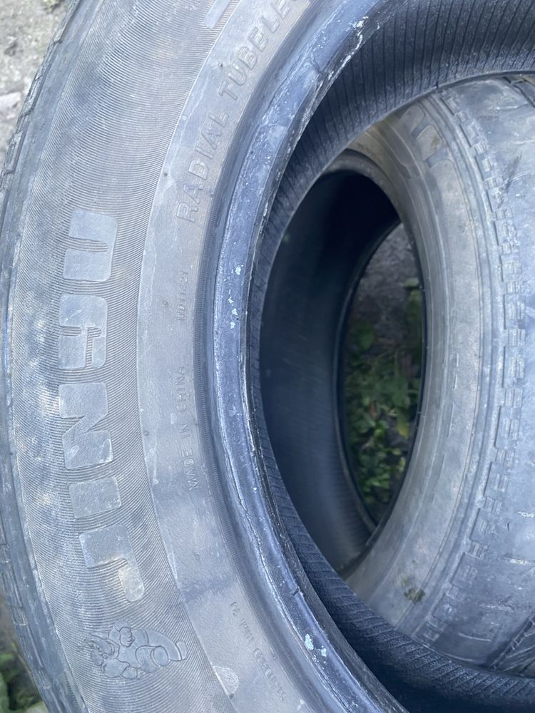 Автошины на 18 235/60 2 шт в нал