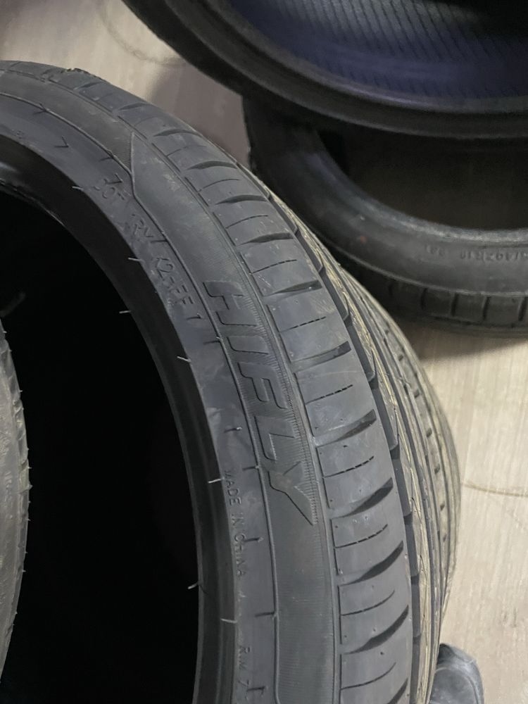 Продам новые шины 205/40 R17
