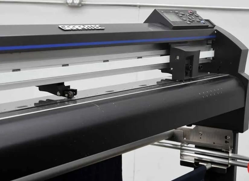 Режущий плоттер Graphtec FC8600 ширина 160см
