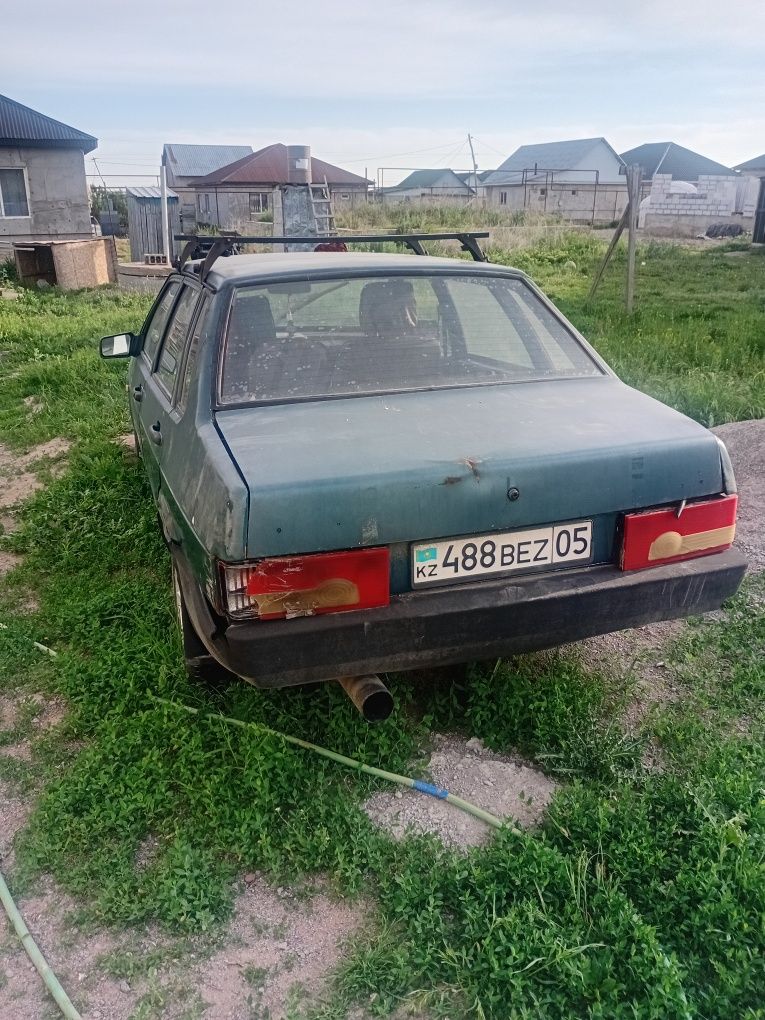 Продам ваз21099. Не находу нужно заменить маховик.