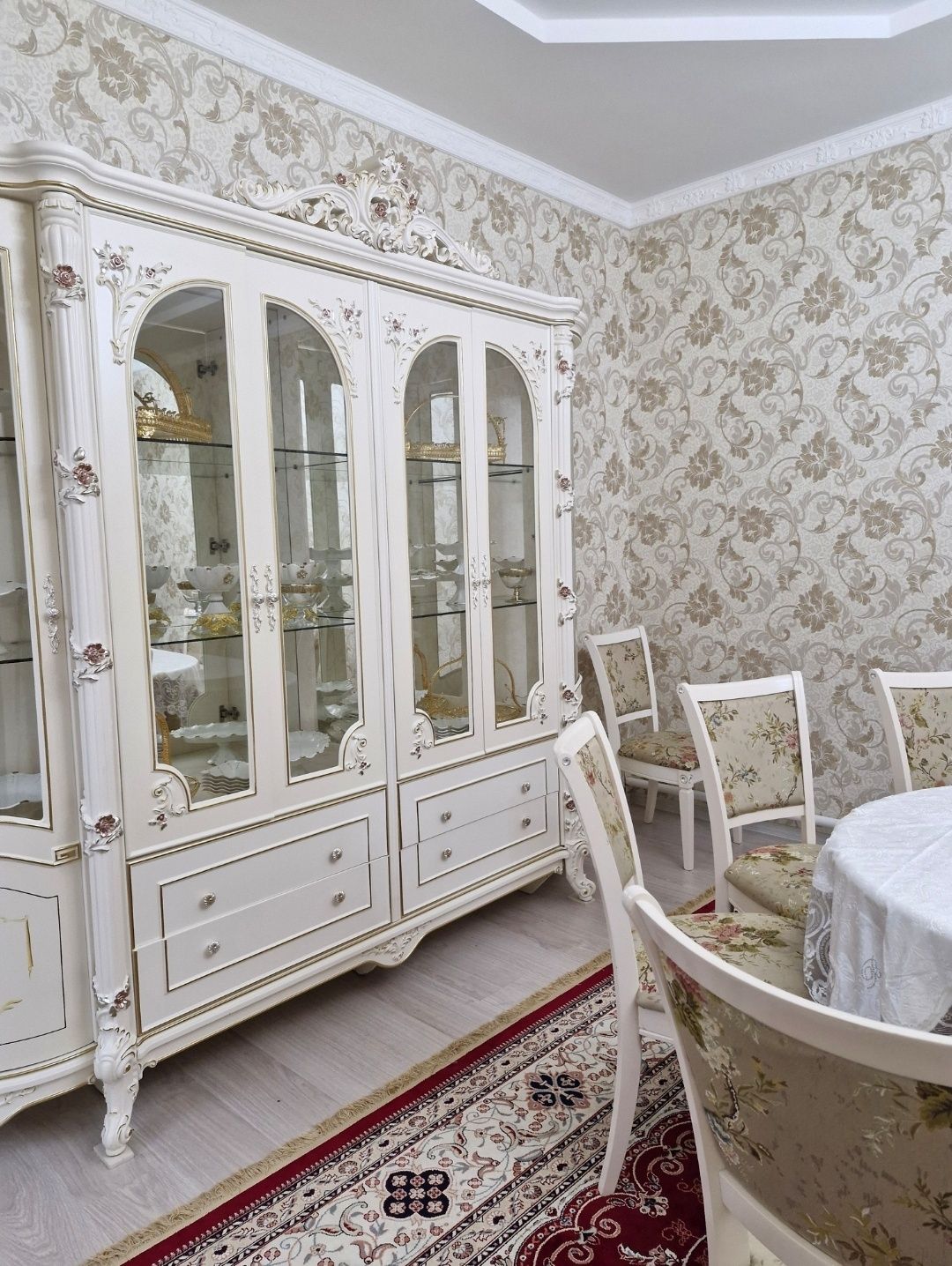 Продам стенку для зала