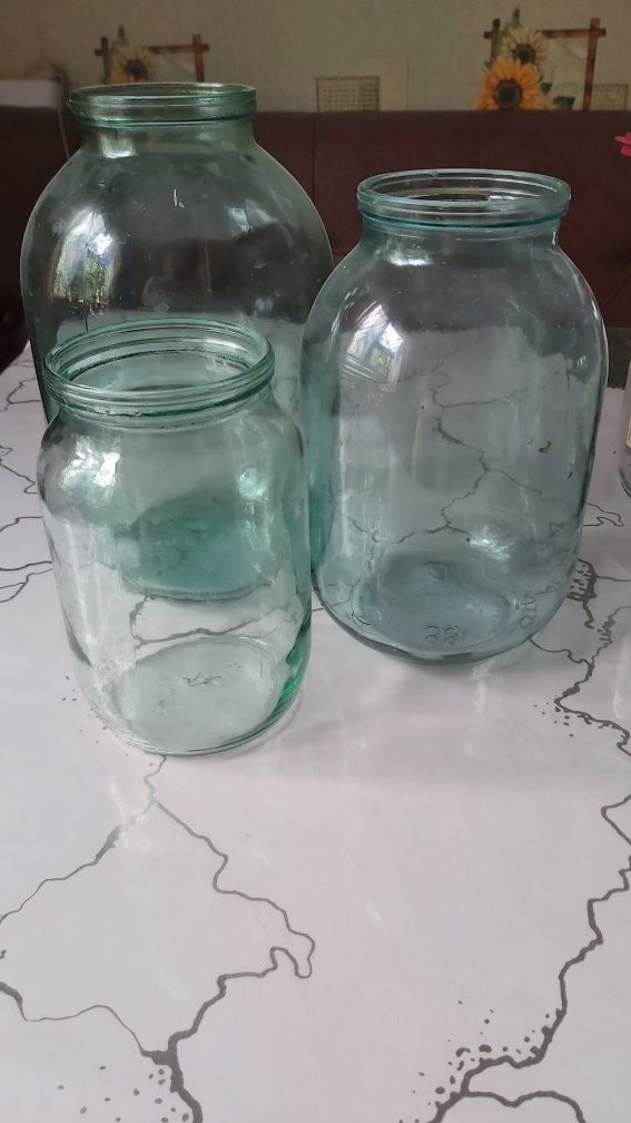 Продам БАНКИ разные