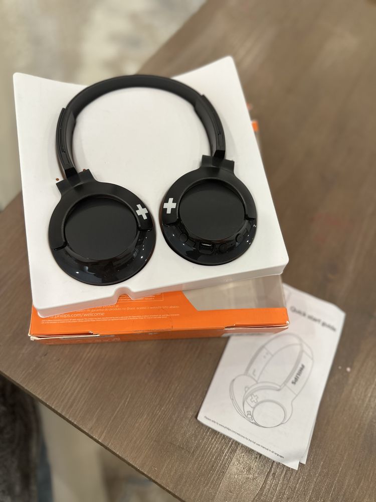 Новые наушники Philips беспроводные