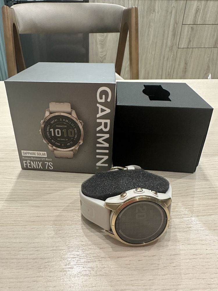 Часы Garmin fenix 7S