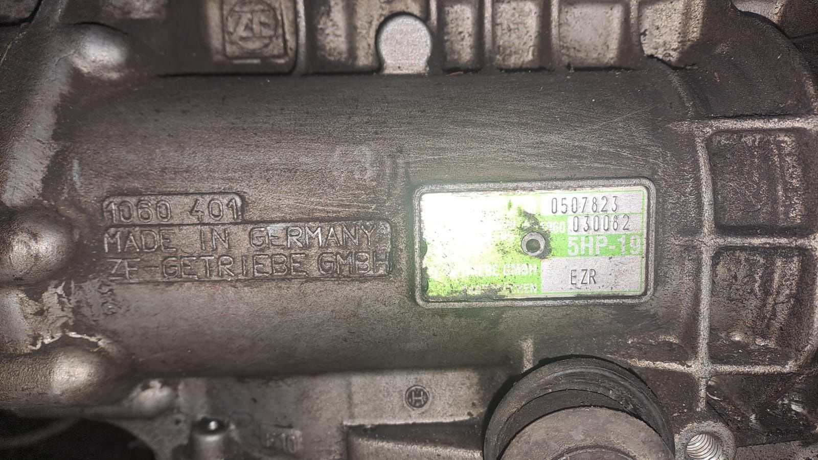 Акпп коробка автомат Ауди А4 адр Пассат Б5 1.8 турбо ezr 5hp19 passat