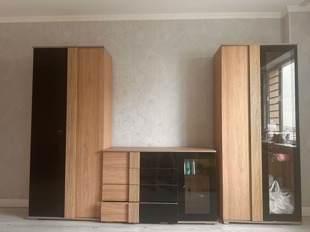 Продам шкаф , камод
